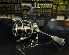 Load image into Gallery viewer, Daiwa x SLP Custom Reel Program
