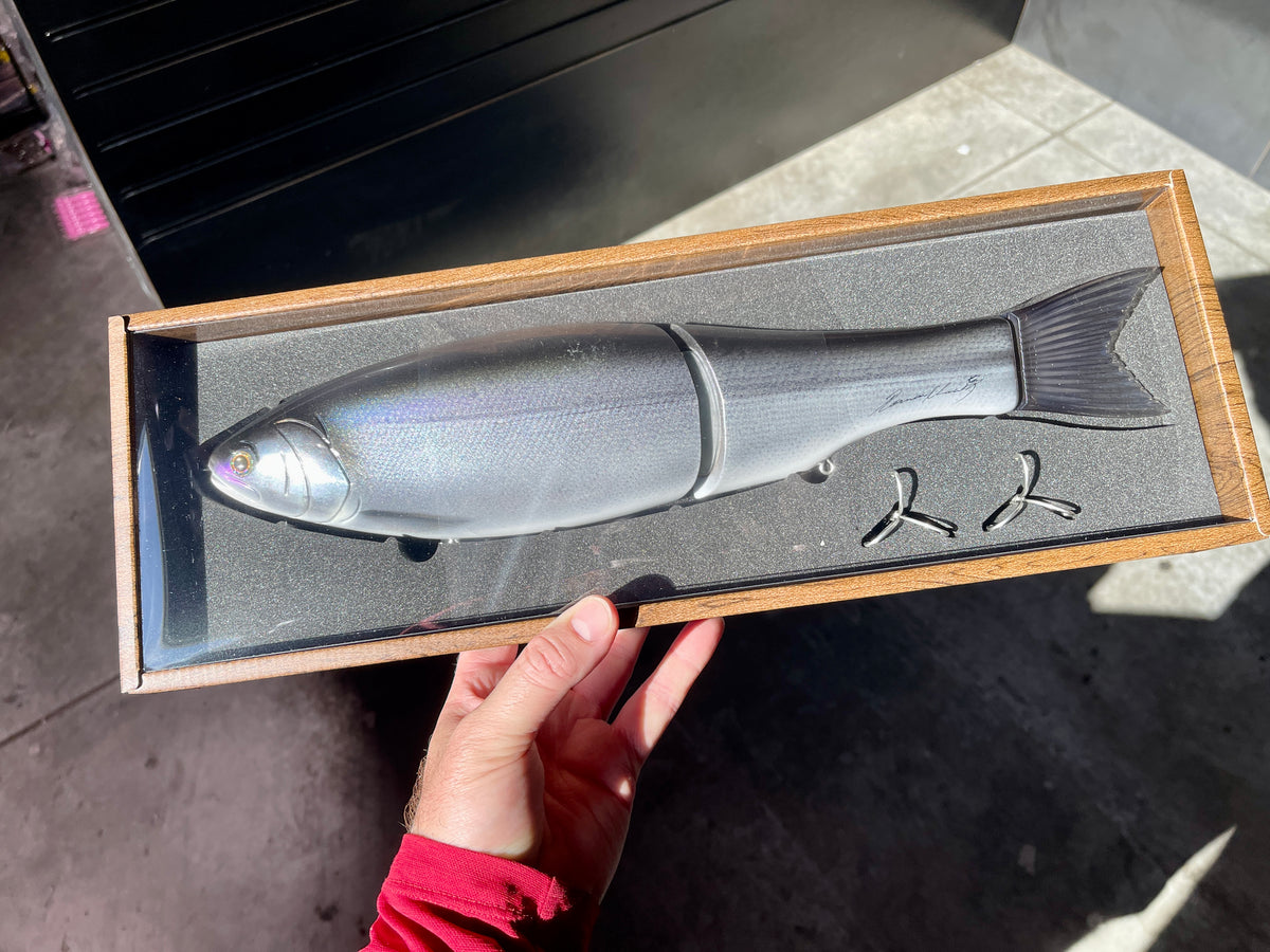 Mother Chaser – The Hook Up Tackle