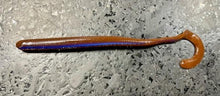 Load image into Gallery viewer, Curly Tail Worm