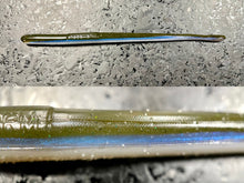 Load image into Gallery viewer, Curly Tail Worm