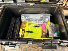 Load image into Gallery viewer, RAID Japan Weapon Hanger Bento
