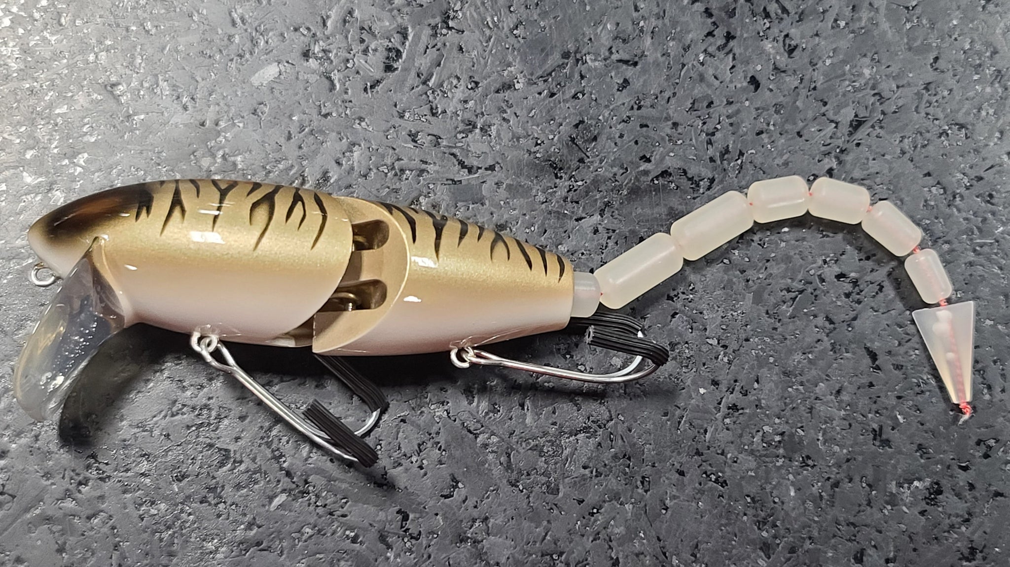 【Gold-Baited Hook】RF 1枚 FaB Gold-Baited Hook - High Seas - Flesh & Blood TCG - FaB Foundry