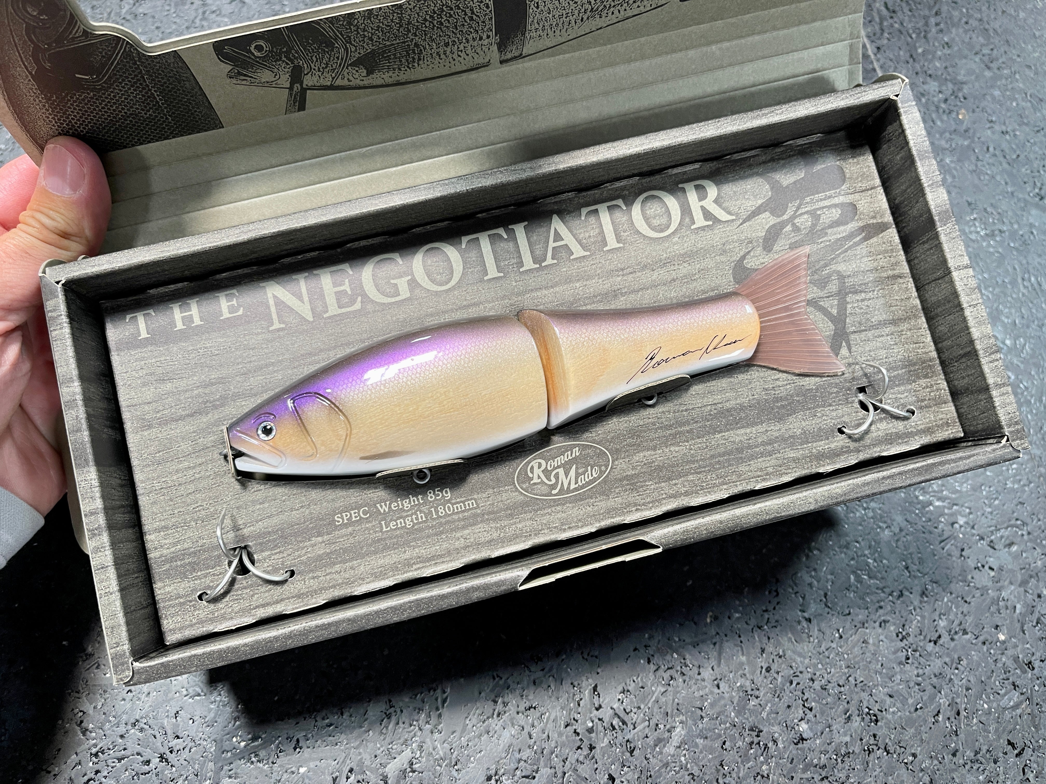 Roman Made NEGOTIATOR 180mm 85g