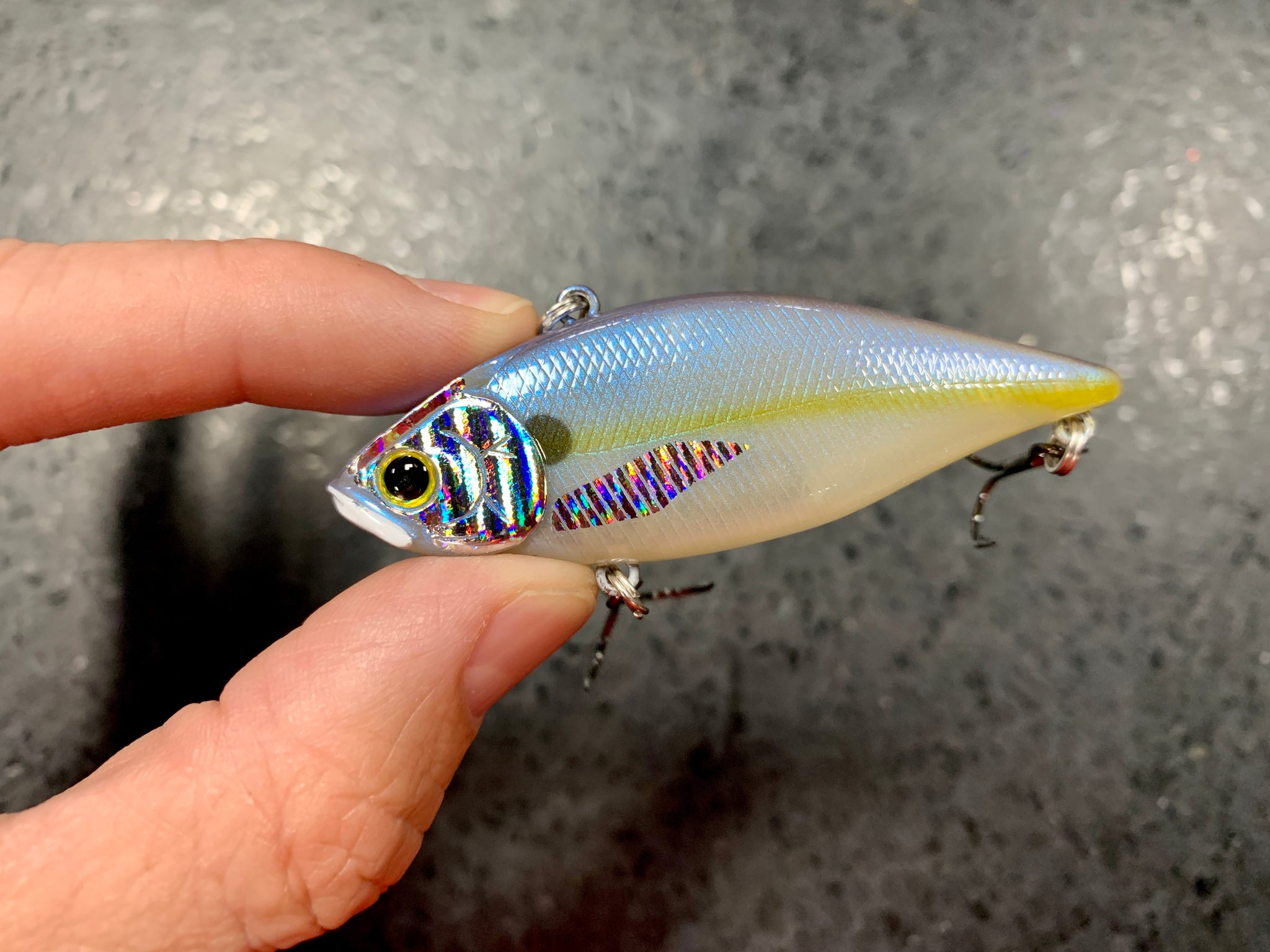 Lucky Craft LV 500 Lipless Crankbait Chartreuse Shad